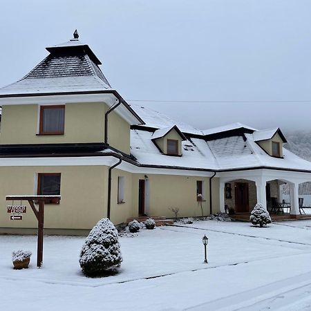 Penzion U Dvoch Levov Oravsky Podzamok Exterior foto